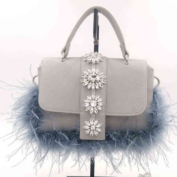 evening bags shoulder thai minority women's fashion fur handbag rhinestone feather 0321
evening bags shoulder thai minority women's fashion fur handbag rhinestone feather 0321