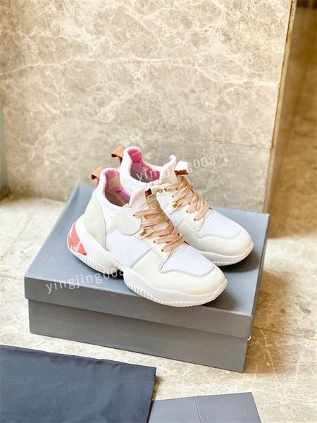 2022 men running shoes designer socks boots fashion men sneaker speed trainer black green glitter mens trainers size35-39
2022 men running shoes designer socks boots fashion men sneaker speed trainer black green glitter mens trainers size35-39