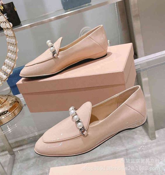 slippers early autumn pointed middle mouth flat bottomed cow patent leather pearl beaded princess fashion women's shoes single shoe tre, Black
slippers early autumn pointed middle mouth flat bottomed cow patent leather pearl beaded princess fashion women's shoes single shoe tre, Black