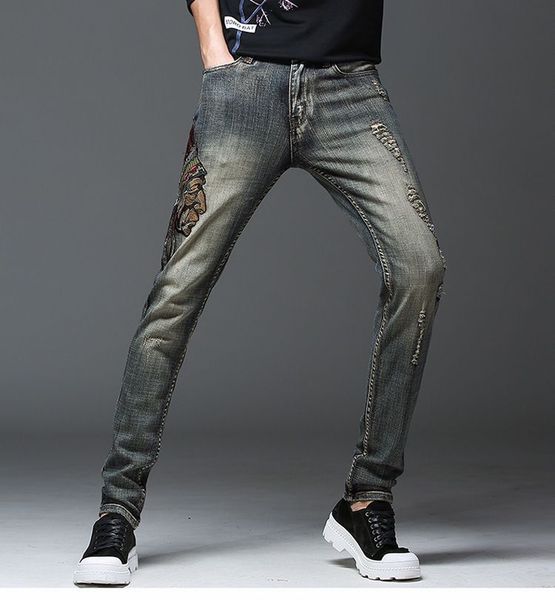 2022 new men's jeans india man head embroidery jeans hole denim pants casual streight leg size 28-38, Blue
2022 new men's jeans india man head embroidery jeans hole denim pants casual streight leg size 28-38, Blue