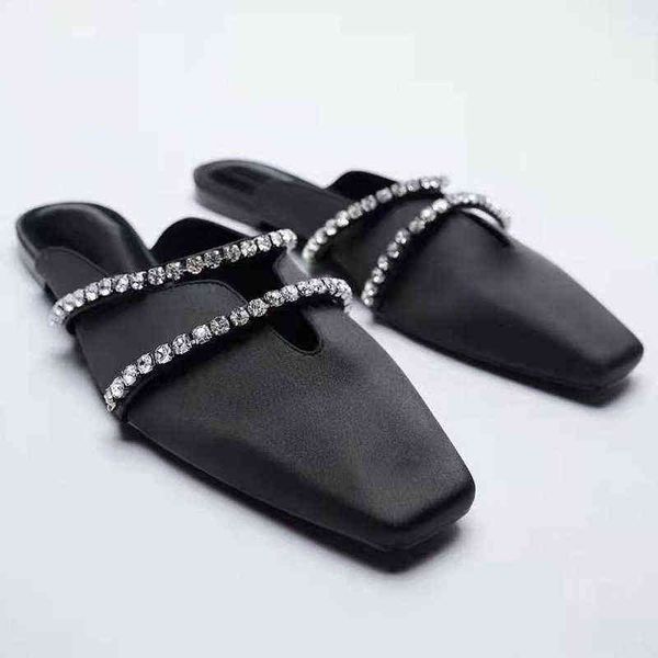 slippers women high heels new style square head flat soled muller shoes french black fashion casual rhinestones exposed heel sandals 220523
slippers women high heels new style square head flat soled muller shoes french black fashion casual rhinestones exposed heel sandals 220523