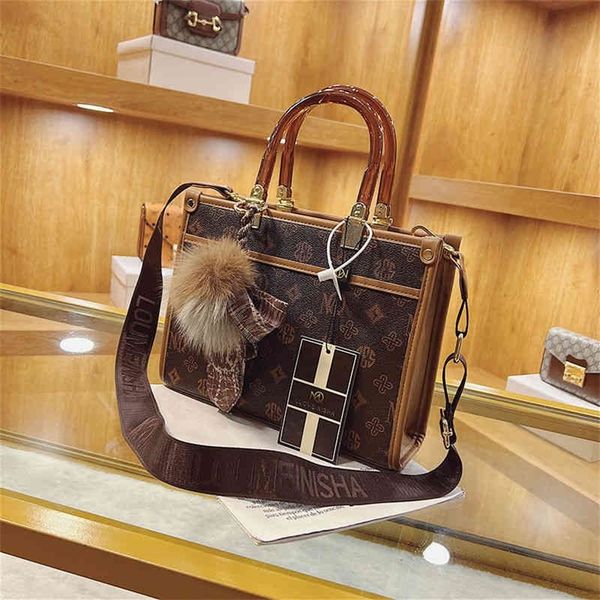 this popular portable commuter shoulder versatile retro printed tote bag handbags on clearance sale
this popular portable commuter shoulder versatile retro printed tote bag handbags on clearance sale