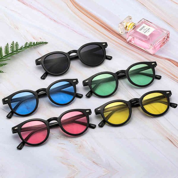 women sunglasses luxury brand designer 2022 new trend fashion sunglass same glass vintage sun glasses for men ladies eyewear wholesale, White;black
women sunglasses luxury brand designer 2022 new trend fashion sunglass same glass vintage sun glasses for men ladies eyewear wholesale, White;black