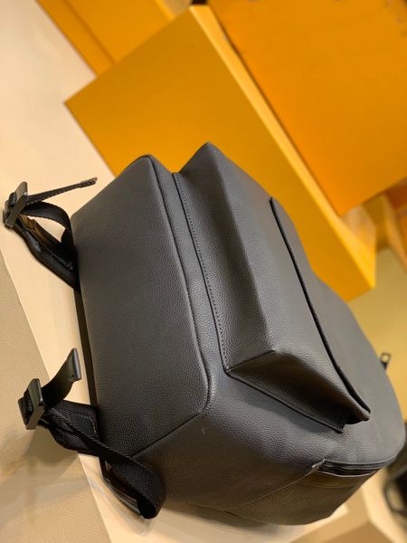 totes school bags aerogram new backpack m57079 black gray designer mens lapbag luxurys satchels with label tag m59325
totes school bags aerogram new backpack m57079 black gray designer mens lapbag luxurys satchels with label tag m59325