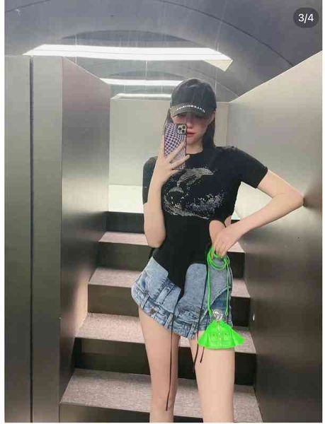 women's t-shirt 2022 shark drill tee designer super flash three-dimensional ocean kingdom temperament side personalized bandage design, White
women's t-shirt 2022 shark drill tee designer super flash three-dimensional ocean kingdom temperament side personalized bandage design, White
