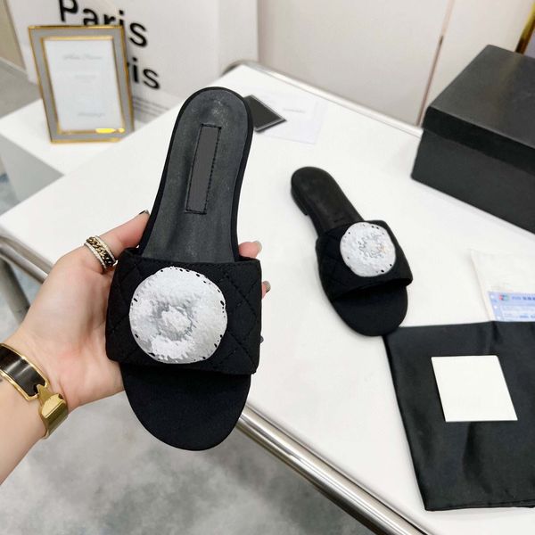 c luxury women's designer slipper designer sandals beach slippers fashion shoe size eu 35-41,17, Black
c luxury women's designer slipper designer sandals beach slippers fashion shoe size eu 35-41,17, Black
