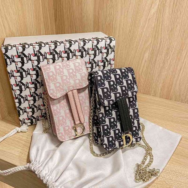 classic popular mobile women new fashion mini versatile chain messenger bag handbags, Black;red
classic popular mobile women new fashion mini versatile chain messenger bag handbags, Black;red