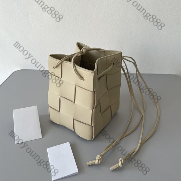 tier mirror quality luxuries designers womens bags large woven bucket bag real leather clutch handbag classic cute purse crossbody shoulder
tier mirror quality luxuries designers womens bags large woven bucket bag real leather clutch handbag classic cute purse crossbody shoulder