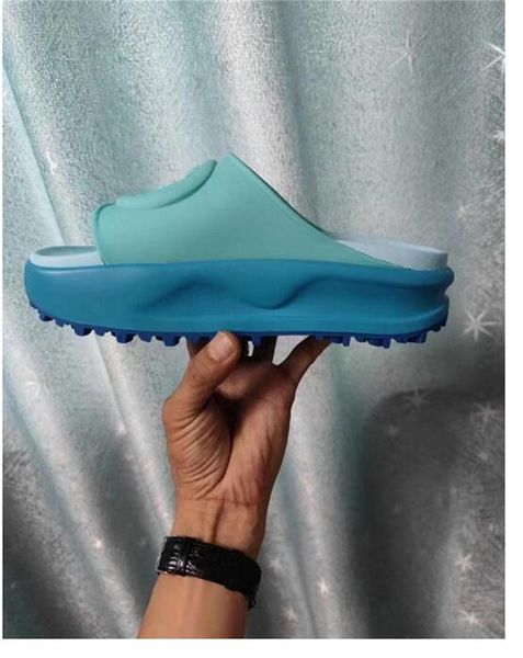 2022 designer women's mid heel sandal slippers soft soled fashionable and lovely sunny beach woman shoes slippers color matching design, Black
2022 designer women's mid heel sandal slippers soft soled fashionable and lovely sunny beach woman shoes slippers color matching design, Black