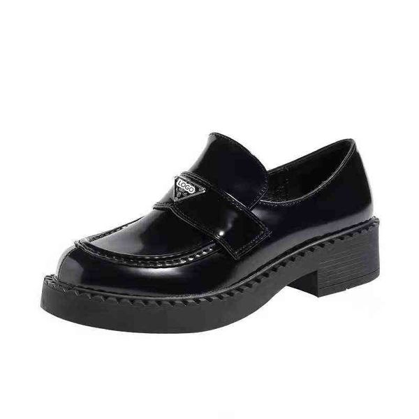 small leather shoes women's autumn p triangle british style leather lefu shoes with thick soled retro single shoes, Black
small leather shoes women's autumn p triangle british style leather lefu shoes with thick soled retro single shoes, Black