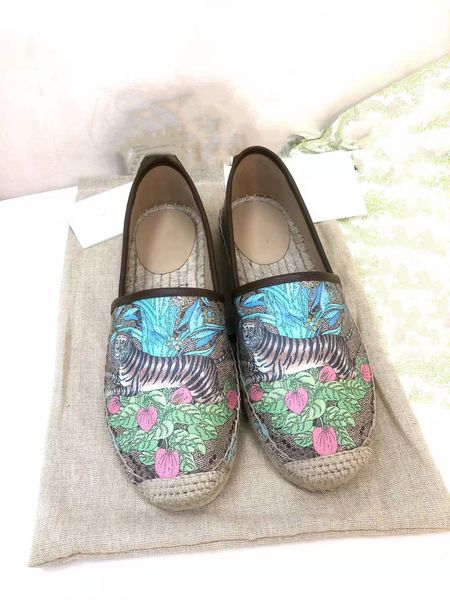 the feline image of the chinese new year collection sandals gives this fisherman's shoe a different kind charm., Black
the feline image of the chinese new year collection sandals gives this fisherman's shoe a different kind charm., Black