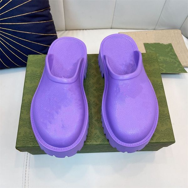 the latest dongdong high-end slippers in 2022, with high ex factory price, flat bottom punching and carved design, and comfortable feet. thi, Black
the latest dongdong high-end slippers in 2022, with high ex factory price, flat bottom punching and carved design, and comfortable feet. thi, Black