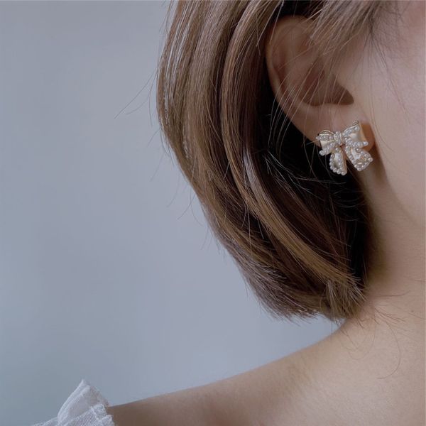925 silver needle south korea dongdaemun bow pearl earrings internet celebrity new studs personalized fashion earrings, Golden
925 silver needle south korea dongdaemun bow pearl earrings internet celebrity new studs personalized fashion earrings, Golden