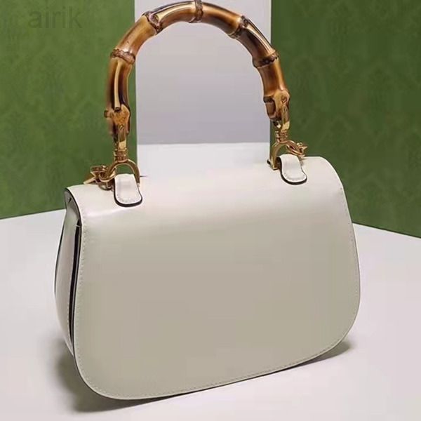luxurys designers bag bamboo handbag fashion brand real leather circular shoulder bags 686864 total 2 shoulder strap 675797
luxurys designers bag bamboo handbag fashion brand real leather circular shoulder bags 686864 total 2 shoulder strap 675797