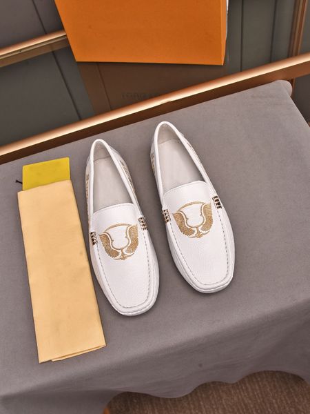 2022 male business formal rhinestone loafers mens brand fashion casual dress shoes classic party wedding flats size 38-46, Black
2022 male business formal rhinestone loafers mens brand fashion casual dress shoes classic party wedding flats size 38-46, Black