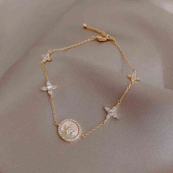 fashion bracelets female brand classic alloy plum blossom cross shapeins designer luxury womens chain bracelet xz0x xz0x, Black
fashion bracelets female brand classic alloy plum blossom cross shapeins designer luxury womens chain bracelet xz0x xz0x, Black