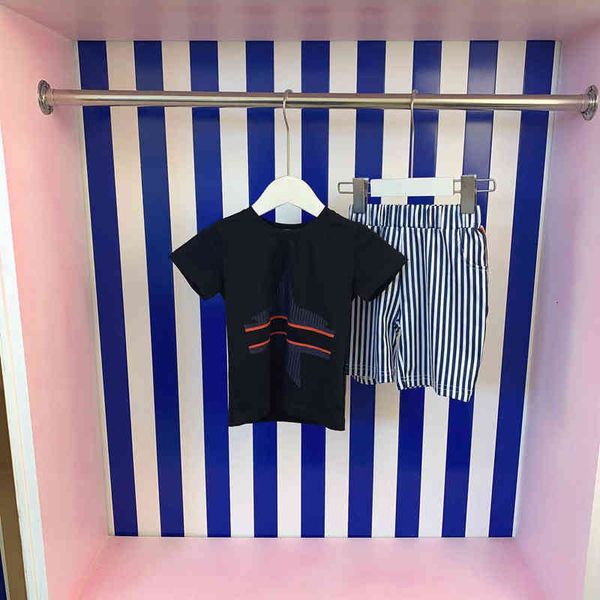high end children's summer short sleeve suit boys alphabet print t-shirt shorts two piece set fashion, White
high end children's summer short sleeve suit boys alphabet print t-shirt shorts two piece set fashion, White