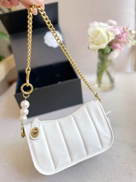 underarm bag counter new designer simple light luxury versatile one shoulder crescent bag mahjong with exquisite fashion socialite
underarm bag counter new designer simple light luxury versatile one shoulder crescent bag mahjong with exquisite fashion socialite