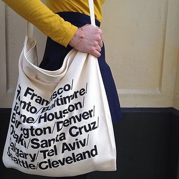 canvas bag letter single shoulder handbag women crossbody casual student tote
canvas bag letter single shoulder handbag women crossbody casual student tote