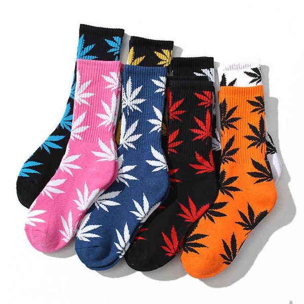 autumn and winter new tie-dye maple leaf socks street fashion sports skateboard socks men and women couples in tube sockb, Black
autumn and winter new tie-dye maple leaf socks street fashion sports skateboard socks men and women couples in tube sockb, Black
