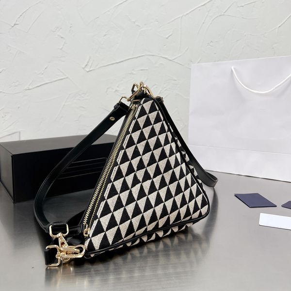 designer evening bag 2 in 1 shoulder bag fashion classic versatile women's triangle bag 2022 ss women's woven
designer evening bag 2 in 1 shoulder bag fashion classic versatile women's triangle bag 2022 ss women's woven