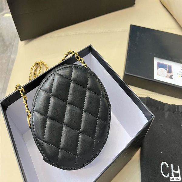 chan 2022 cc round bag catwalk calfskin gold-tone lacquered metal black chain leather shoulder shopping luxury mothers da232a
chan 2022 cc round bag catwalk calfskin gold-tone lacquered metal black chain leather shoulder shopping luxury mothers da232a