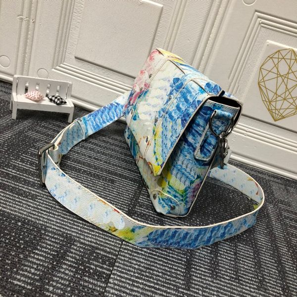genuine leather bag women fashion handbags designers embossing shoulder messenger bags purse female classic handbag tote women satchel 2022
genuine leather bag women fashion handbags designers embossing shoulder messenger bags purse female classic handbag tote women satchel 2022