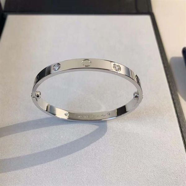 2022 luxury quality v gold material punk band bracelet with 4pcs diamond in three colors plated for women wedding jewelry gift hav219j, Golden;silver
2022 luxury quality v gold material punk band bracelet with 4pcs diamond in three colors plated for women wedding jewelry gift hav219j, Golden;silver