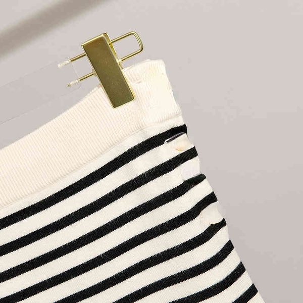casual dress french style niche 2022 spring and summer new striped knitted bra dress slim fit hip wrap popular short skirt trend, Black;gray
casual dress french style niche 2022 spring and summer new striped knitted bra dress slim fit hip wrap popular short skirt trend, Black;gray