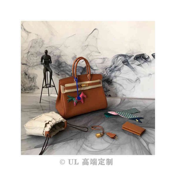 luxury classic handbags birkinss semi manual platinum bag 2022 imported first layer cowhide leather women's temperament diamond one sho
luxury classic handbags birkinss semi manual platinum bag 2022 imported first layer cowhide leather women's temperament diamond one sho