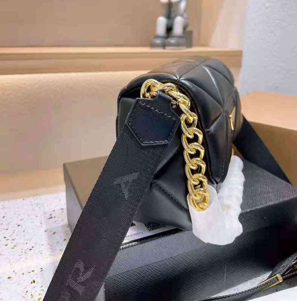 designer prad messenger bag pu handbag man woman lovers chain single casual fashion luxurious cloud small square tofu leather tote shoulder
designer prad messenger bag pu handbag man woman lovers chain single casual fashion luxurious cloud small square tofu leather tote shoulder