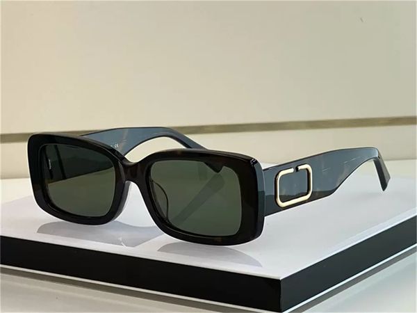 luxury designer fashion women's sunglasses original material lenses comply with the european uv standard uv400 4108, White;black
luxury designer fashion women's sunglasses original material lenses comply with the european uv standard uv400 4108, White;black