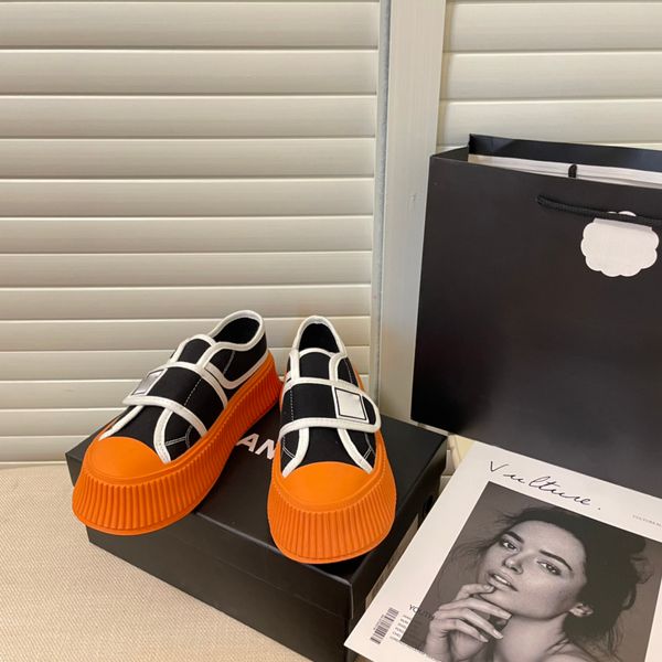 2022 new arrival casual shoes skate shoes wear fashion outfits for women and girls with size 35-40
2022 new arrival casual shoes skate shoes wear fashion outfits for women and girls with size 35-40