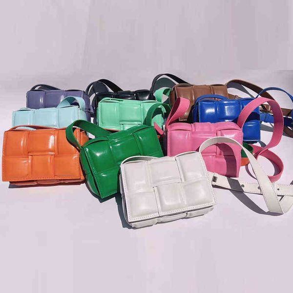 summer women woven pillow square bag luxury brand fashion casual all-match shoulder crossbody mini phone bag 220611
summer women woven pillow square bag luxury brand fashion casual all-match shoulder crossbody mini phone bag 220611