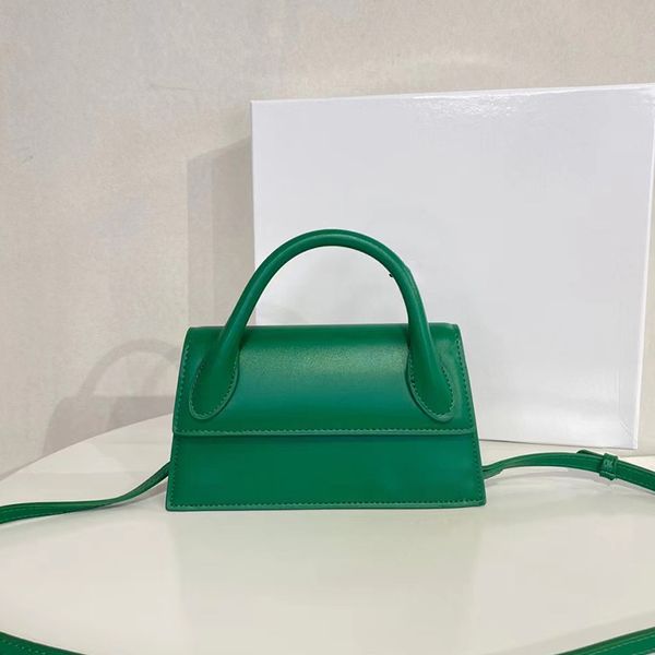ladies handbags luxury designer shoulder bags brand fashion classic leather messenger bag 2022 new super retro hand flap bag casual underarm
ladies handbags luxury designer shoulder bags brand fashion classic leather messenger bag 2022 new super retro hand flap bag casual underarm