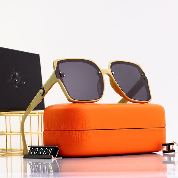 50% discount for factory direct sales2022 new h letter sunglasses women's ultraviolet polarized sunglasses round net red, White;black
50% discount for factory direct sales2022 new h letter sunglasses women's ultraviolet polarized sunglasses round net red, White;black