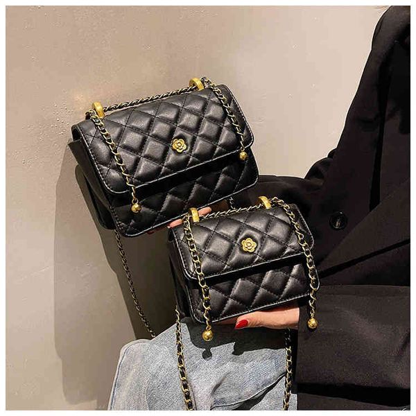 2022 spring and summer new mountain camellia lingge embroidered line shoulder bag women's fashion chain msenger
2022 spring and summer new mountain camellia lingge embroidered line shoulder bag women's fashion chain msenger