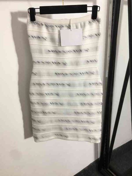 womens designer dresses a wang full body logo striped letter print bag hip tube dress skirt knitted dress luxury dress for women clothing, Black;gray
womens designer dresses a wang full body logo striped letter print bag hip tube dress skirt knitted dress luxury dress for women clothing, Black;gray
