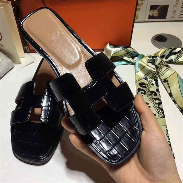 summer stone pattern series crocodile pattern summer women's sandals flat heel slippers thick heel low heel large outlet, Black
summer stone pattern series crocodile pattern summer women's sandals flat heel slippers thick heel low heel large outlet, Black