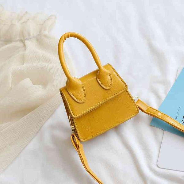 women's new fashion simple yellow mini small handbag embroidery thread women temperament messenger leather shoulder bags ladies
women's new fashion simple yellow mini small handbag embroidery thread women temperament messenger leather shoulder bags ladies