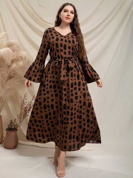 plus geo print trumpet sleeve belted dress t2mg#, Black
plus geo print trumpet sleeve belted dress t2mg#, Black