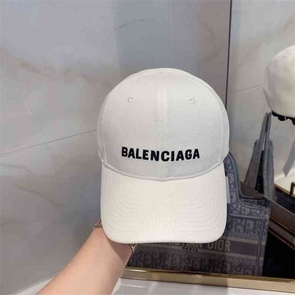 designer balencaigass 2022 designers hat luxurys baseball caps ins b new peaked new men and the same trill brand, Blue;gray
designer balencaigass 2022 designers hat luxurys baseball caps ins b new peaked new men and the same trill brand, Blue;gray