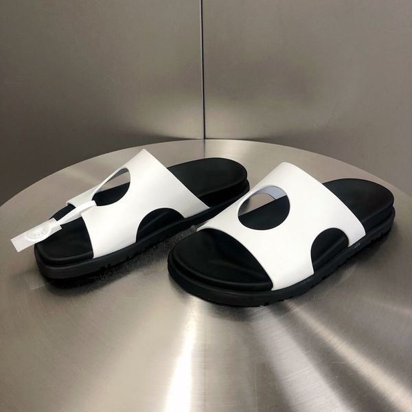 20222 women fashion classic premium brand slippers sandals temperament flat slides small fresh couple shoes size:35-41 man's size:38-46, Black
20222 women fashion classic premium brand slippers sandals temperament flat slides small fresh couple shoes size:35-41 man's size:38-46, Black