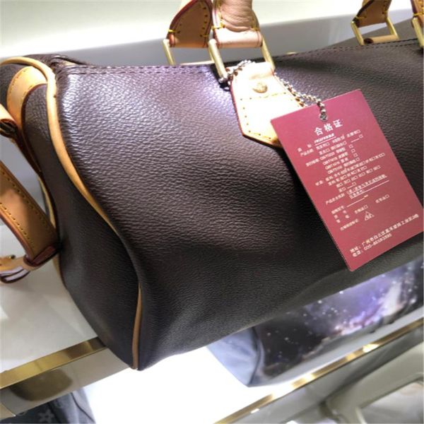 a76 luxurys designers bags pu leather bucket shape one-shoulder silver chain crossbody bag wholesale
a76 luxurys designers bags pu leather bucket shape one-shoulder silver chain crossbody bag wholesale