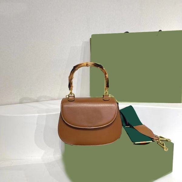 foreign trade original single women's bag casual fashion brand europe station holding handbag single shoulder cross backpack easy pouch
foreign trade original single women's bag casual fashion brand europe station holding handbag single shoulder cross backpack easy pouch