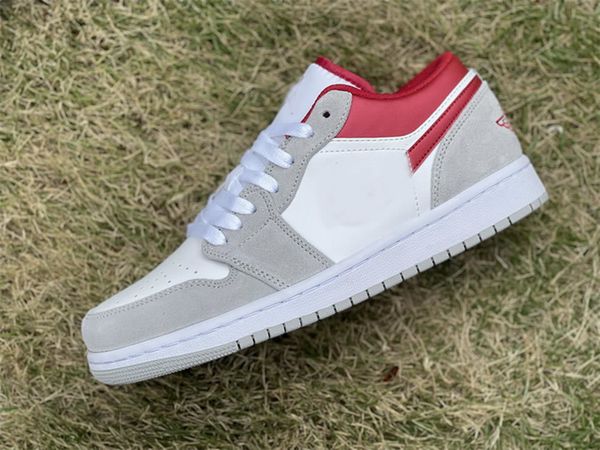 shoes 2022 authentic low light smoke grey 1 1s white gym red womens men sports sneakers outdoor size eu36-46
shoes 2022 authentic low light smoke grey 1 1s white gym red womens men sports sneakers outdoor size eu36-46