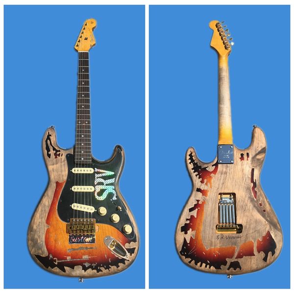 popular in 2022 vintage electric guitar 21 fret made in china alder wood body made in china
popular in 2022 vintage electric guitar 21 fret made in china alder wood body made in china