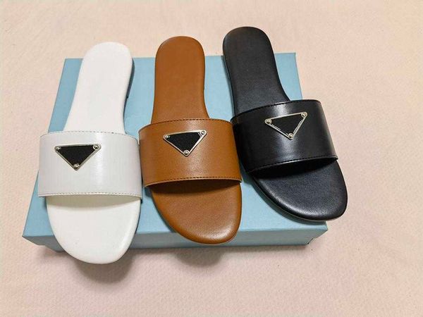 2022 designer beach scuffs classic flat woman slipper summer lady cartoon big head male slippers sandals ladies el bath fashion women shoes, Black
2022 designer beach scuffs classic flat woman slipper summer lady cartoon big head male slippers sandals ladies el bath fashion women shoes, Black