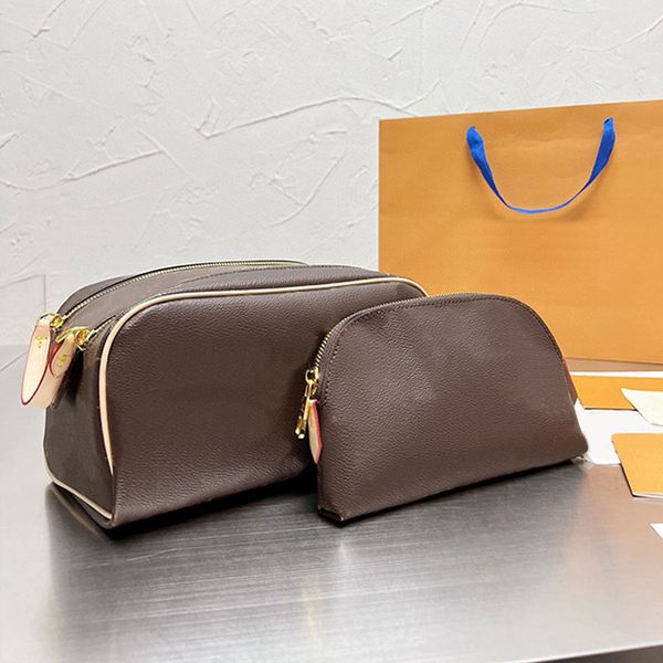 discoloration cosmetic bags rendering makeup bag jewelry box genuine leather letter two zipper hardware with coin purse classic old print
discoloration cosmetic bags rendering makeup bag jewelry box genuine leather letter two zipper hardware with coin purse classic old print