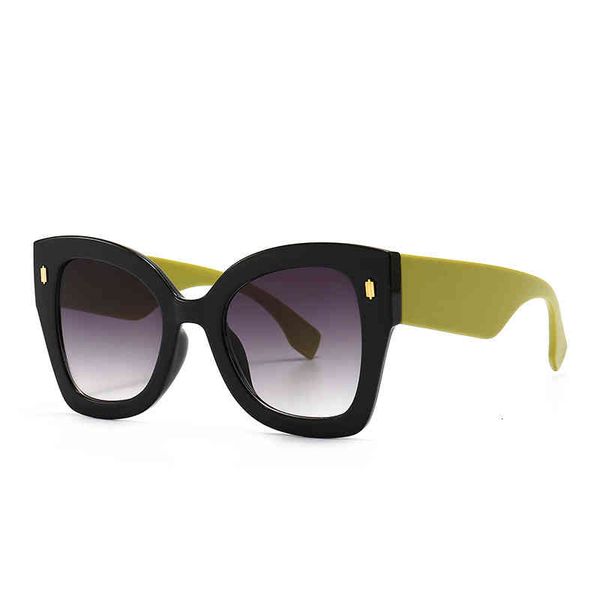 2022 latest square ordinary sunglasses women's large frame conjoined sunglasses tiktok net red street shooting glass bldt, White;black
2022 latest square ordinary sunglasses women's large frame conjoined sunglasses tiktok net red street shooting glass bldt, White;black